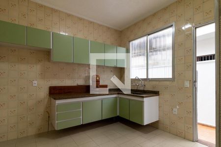 Casa para alugar com 100m², 3 quartos e 1 vaga Casa para alugar com 100m², 3 quartos e 1 vagaCozinha