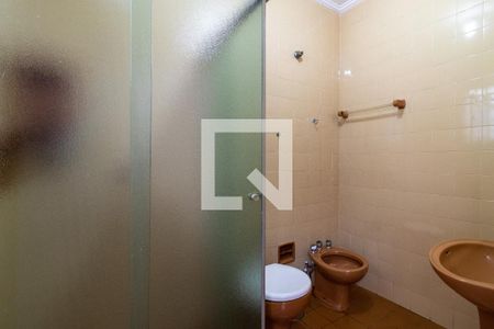 Casa para alugar com 100m², 3 quartos e 1 vaga Casa para alugar com 100m², 3 quartos e 1 vagaBanheiro de serviço