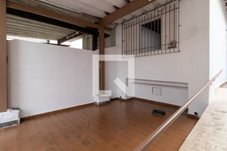 Casa para alugar com 100m², 3 quartos e 1 vaga Casa para alugar com 100m², 3 quartos e 1 vagaGaragem