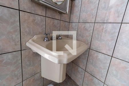 Casa para alugar com 100m², 2 quartos e 1 vagaBanheiro