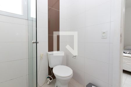 Apartamento para alugar com 80m², 2 quartos e 1 vaga Apartamento para alugar com 80m², 2 quartos e 1 vagaBanheiro da Suíte