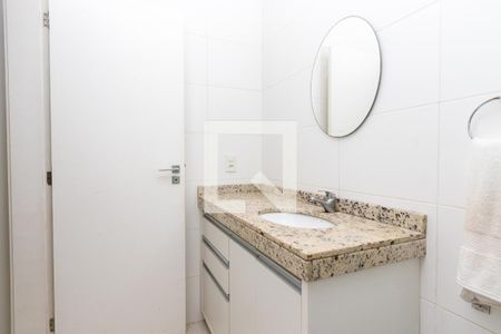 Banheiro Social de apartamento para alugar com 2 quartos, 80m² em Lagoa Pequena, Florianópolis