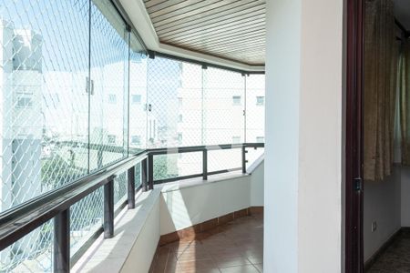 Varanda de apartamento à venda com 4 quartos, 204m² em Vila Galvão, Guarulhos