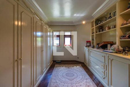 Casa de condomínio à venda com 600m², 4 quartos e 5 vagasSala Íntima