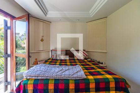 Casa de condomínio à venda com 600m², 4 quartos e 5 vagasSuíte 2