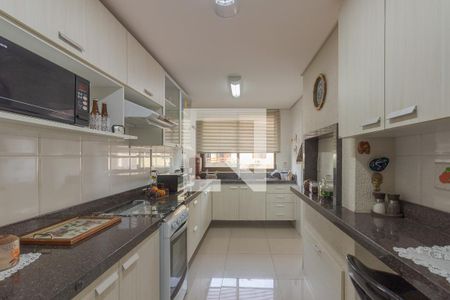 Apartamento à venda com 122m², 3 quartos e 2 vagasCozinha