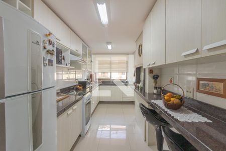 Apartamento à venda com 122m², 3 quartos e 2 vagasCozinha