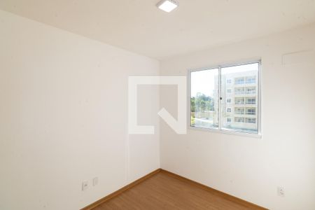 Quarto 2 de apartamento para alugar com 2 quartos, 42m² em Inhoaíba, Rio de Janeiro