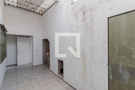 Casa à venda com 150m², 2 quartos e 3 vagasQuintal - Área de Serviço