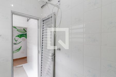 Casa à venda com 150m², 2 quartos e 3 vagasBanheiro 