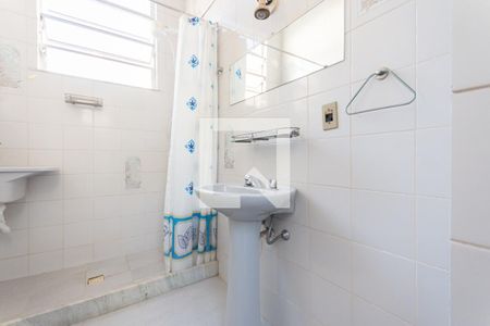 Banheiro de apartamento à venda com 1 quarto, 45m² em Tijuca, Rio de Janeiro