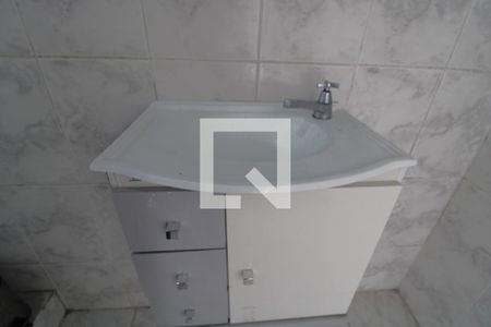 Casa à venda com 125m², 4 quartos e 2 vagasPia banheiro da suíte 1