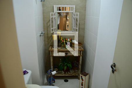 Lavabo de casa de condomínio para alugar com 3 quartos, 99m² em Paisagem Renoir, Cotia