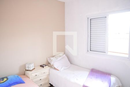 Casa de condomínio para alugar com 99m², 3 quartos e 2 vagasQuarto 2 