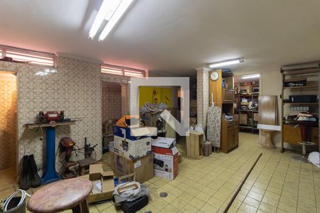 Casa para alugar com 257m², 4 quartos e 6 vagasPorão 