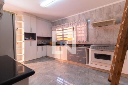 Casa para alugar com 257m², 4 quartos e 6 vagasCozinha