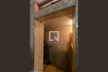 Casa para alugar com 257m², 4 quartos e 6 vagasPorão 