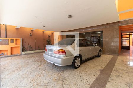 Casa para alugar com 257m², 4 quartos e 6 vagasGaragem 