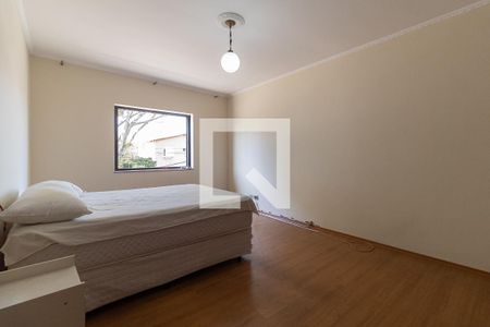 Casa para alugar com 257m², 4 quartos e 6 vagasSuíte 1