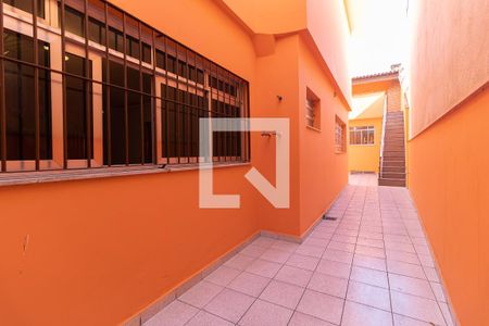 Casa para alugar com 257m², 4 quartos e 6 vagasCorredor Lateral