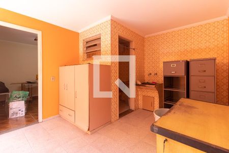 Casa para alugar com 257m², 4 quartos e 6 vagasLavanderia