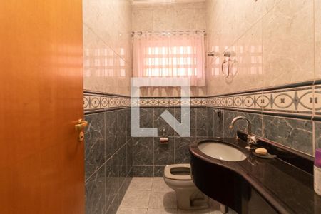 Casa para alugar com 257m², 4 quartos e 6 vagasLavabo