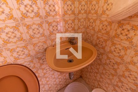 Casa para alugar com 257m², 4 quartos e 6 vagasBanheiro de Serviço