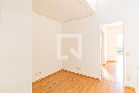 Hall superior de casa para alugar com 3 quartos, 120m² em Jardim das Vertentes, São Paulo