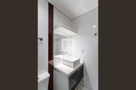 Casa à venda com 200m², 3 quartos e 4 vagasBanheiro da Suíte 2