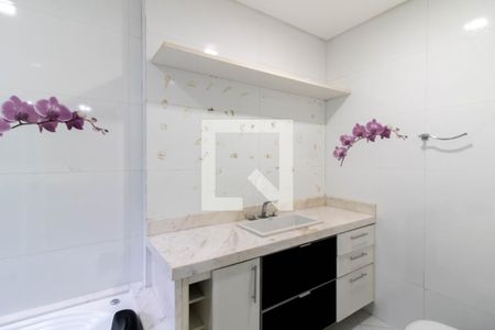 Casa à venda com 200m², 3 quartos e 4 vagasBanheiro da Suíte 1
