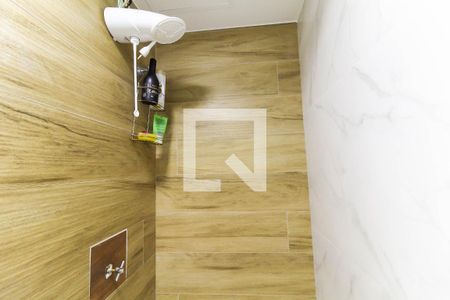 Apartamento para alugar com 34m², 1 quarto e sem vaga Apartamento para alugar com 34m², 1 quarto e sem vagaBanheiro da Suíte