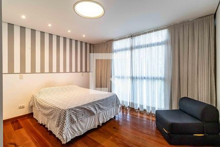 Casa para alugar com 400m², 3 quartos e 2 vagasSuíte