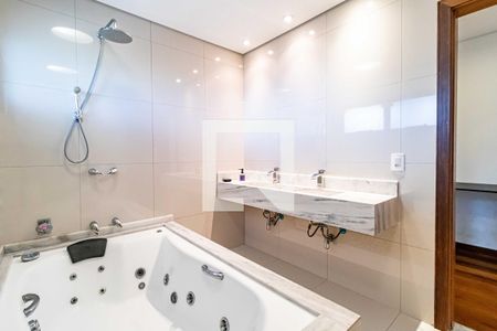 Casa para alugar com 400m², 3 quartos e 2 vagasBanheiro da Suíte 2