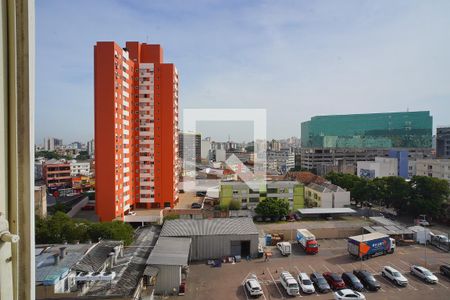 Sala - Vista de apartamento à venda com 2 quartos, 53m² em Santana, Porto Alegre
