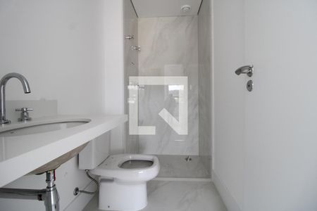 Apartamento à venda com 118m², 2 quartos e 3 vagasBanheiro da suíte 2 