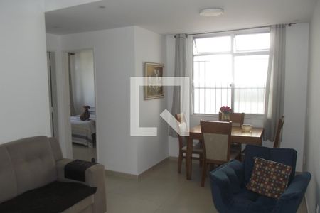 Sala/Cozinha de apartamento para alugar com 2 quartos, 63m² em Todos Os Santos, Rio de Janeiro