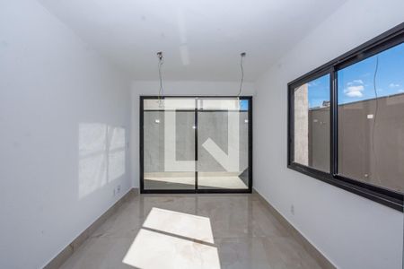 Apartamento à venda com 150m², 3 quartos e 2 vagasSala - cozinha