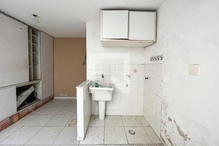 Casa à venda com 140m², 3 quartos e sem vagaÁrea de Serviço