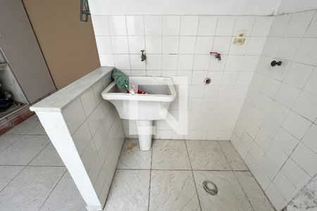 Casa à venda com 140m², 3 quartos e sem vagaÁrea de Serviço