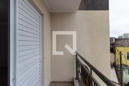 Casa de condomínio à venda com 65m², 2 quartos e 1 vagaSacada