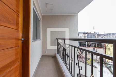 Casa de condomínio à venda com 65m², 2 quartos e 1 vagaEntrada