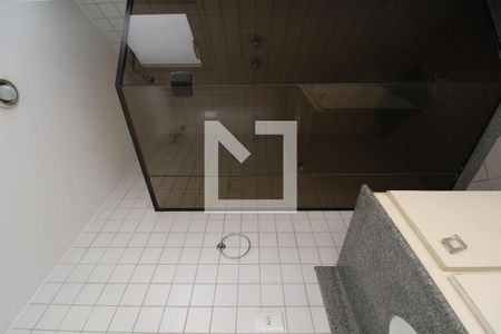 Apartamento à venda com 99m², 2 quartos e 1 vagaBanheiro da Suíte 2