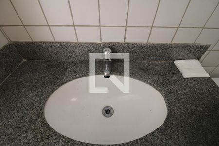 Apartamento à venda com 99m², 2 quartos e 1 vagaBanheiro da Suíte