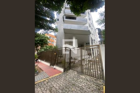 Apartamento à venda com 99m², 2 quartos e 1 vagaFachada