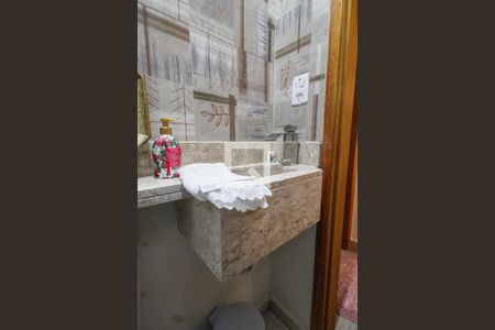 Casa à venda com 125m², 3 quartos e 2 vagasLavabo