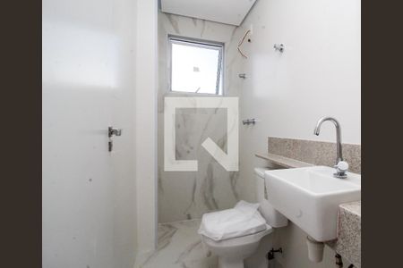 Apartamento à venda com 78m², 3 quartos e 2 vagas Apartamento à venda com 78m², 3 quartos e 2 vagasBanheiro Social