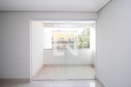 Apartamento à venda com 78m², 3 quartos e 2 vagas Apartamento à venda com 78m², 3 quartos e 2 vagasSala