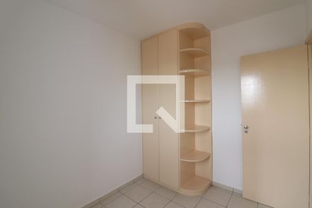 Apartamento à venda com 72m², 3 quartos e 2 vagasQuarto 3