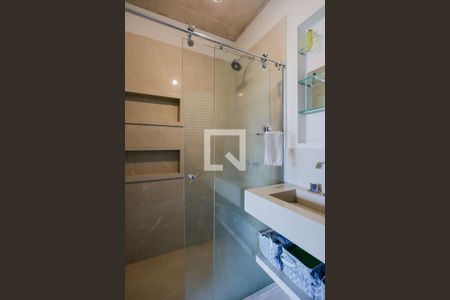 Banheiro da suíte de apartamento à venda com 2 quartos, 69m² em Carandiru, São Paulo