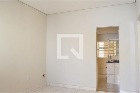 Sala de casa à venda com 2 quartos, 110m² em Vila Industrial, Campinas